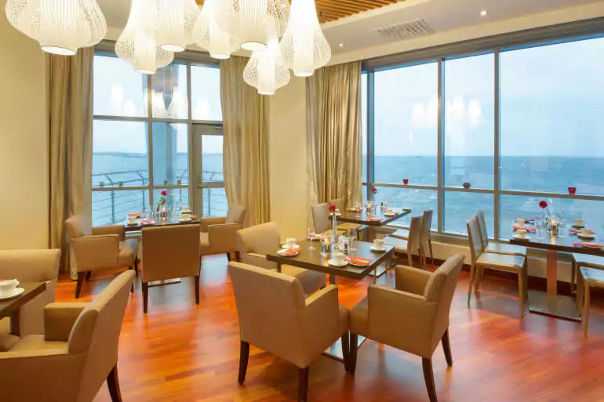 Scandic Seilet Hotel Молде Экстерьер фото