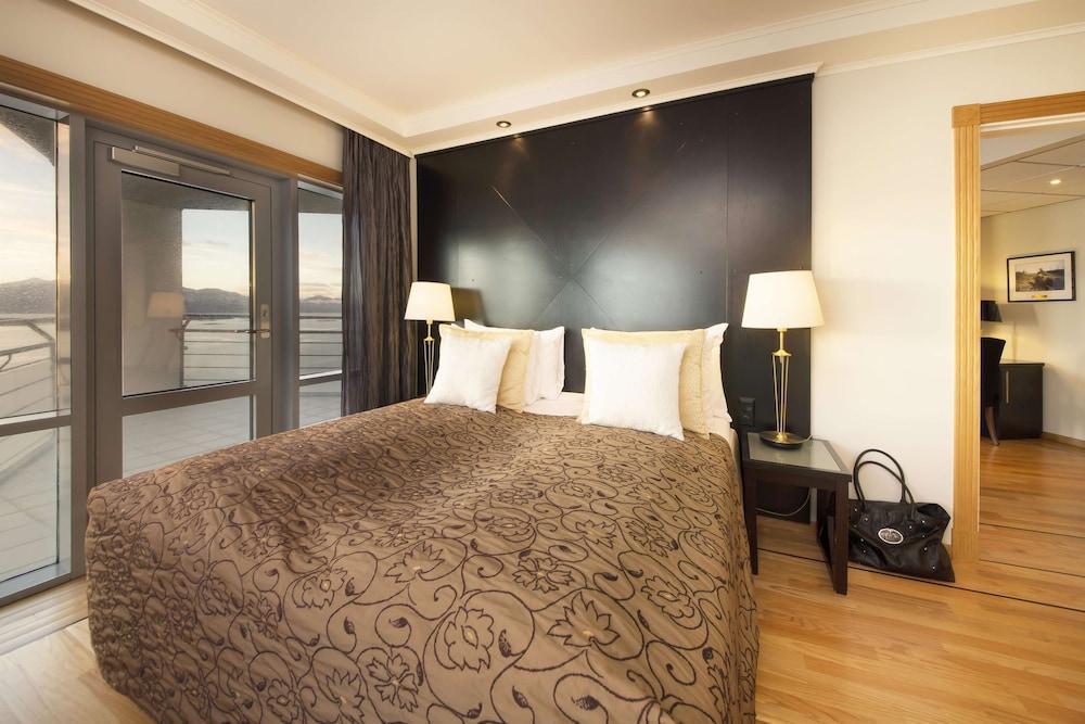 Scandic Seilet Hotel Молде Экстерьер фото