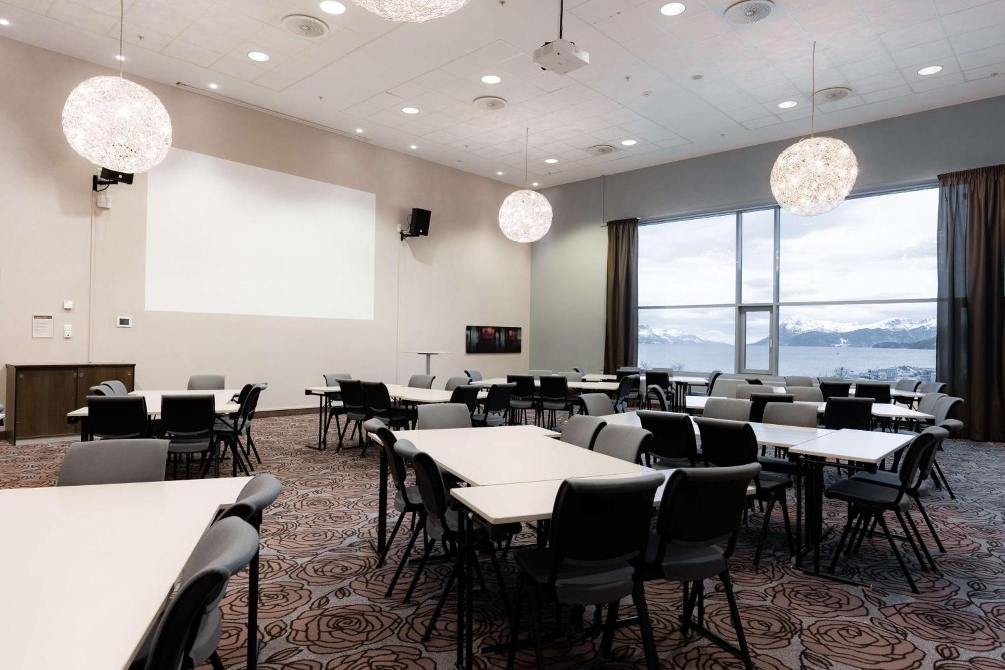 Scandic Seilet Hotel Молде Экстерьер фото