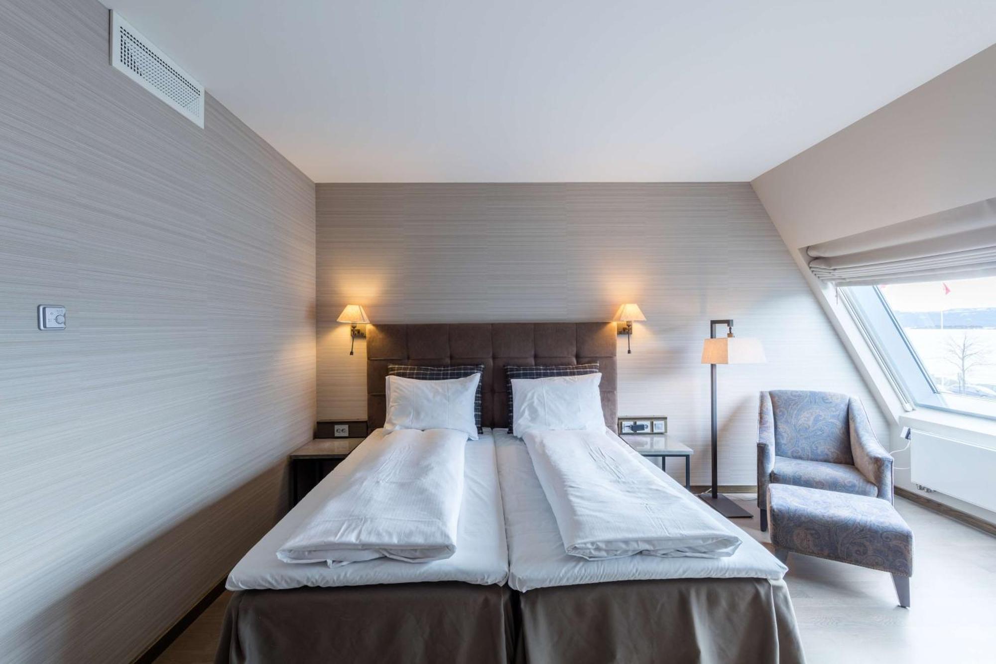 Scandic Seilet Hotel Молде Экстерьер фото