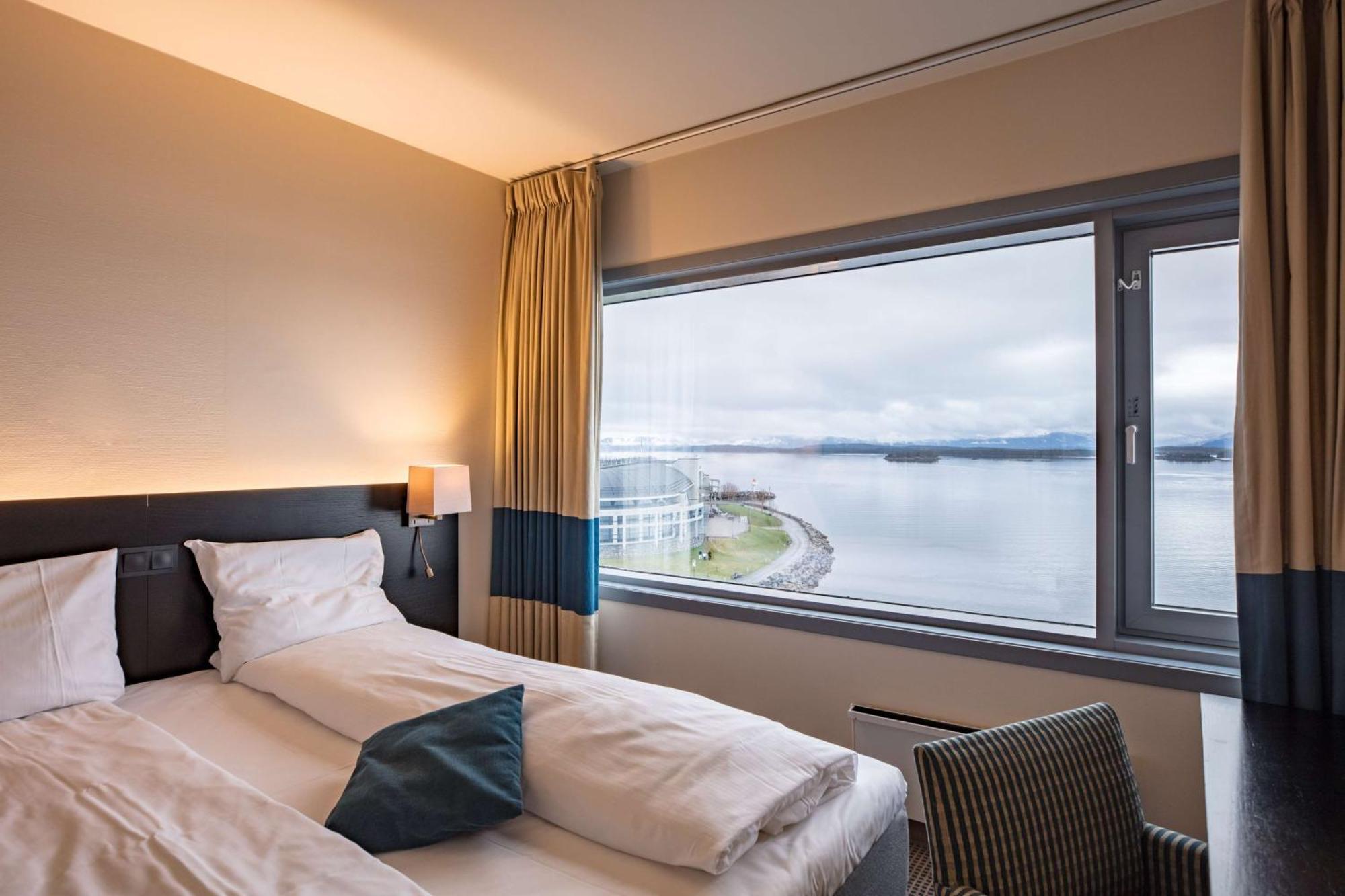 Scandic Seilet Hotel Молде Экстерьер фото