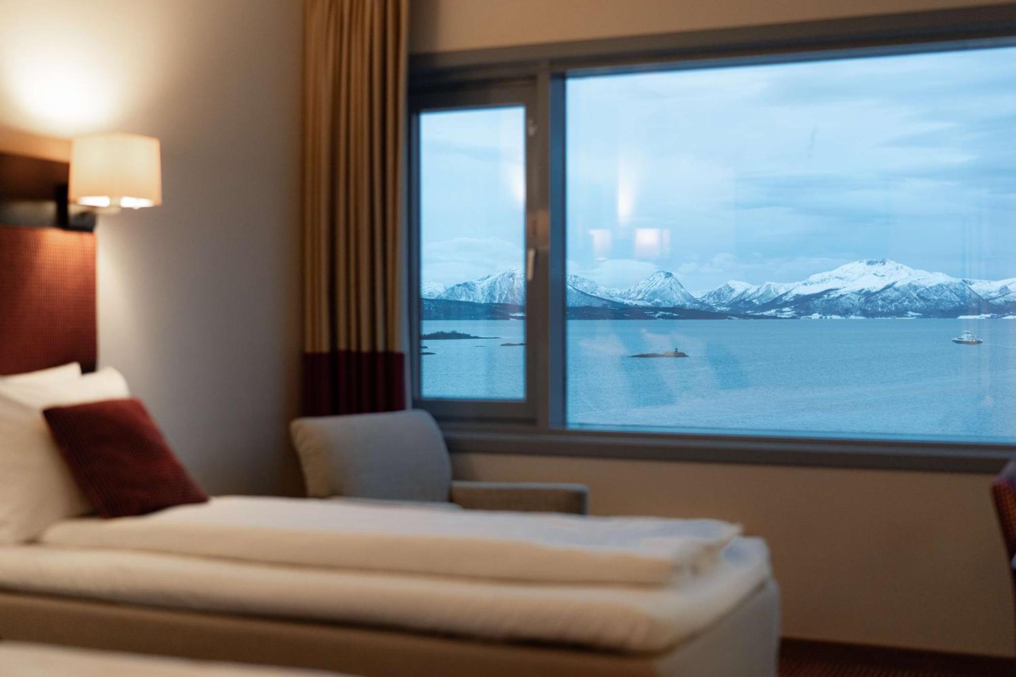 Scandic Seilet Hotel Молде Экстерьер фото