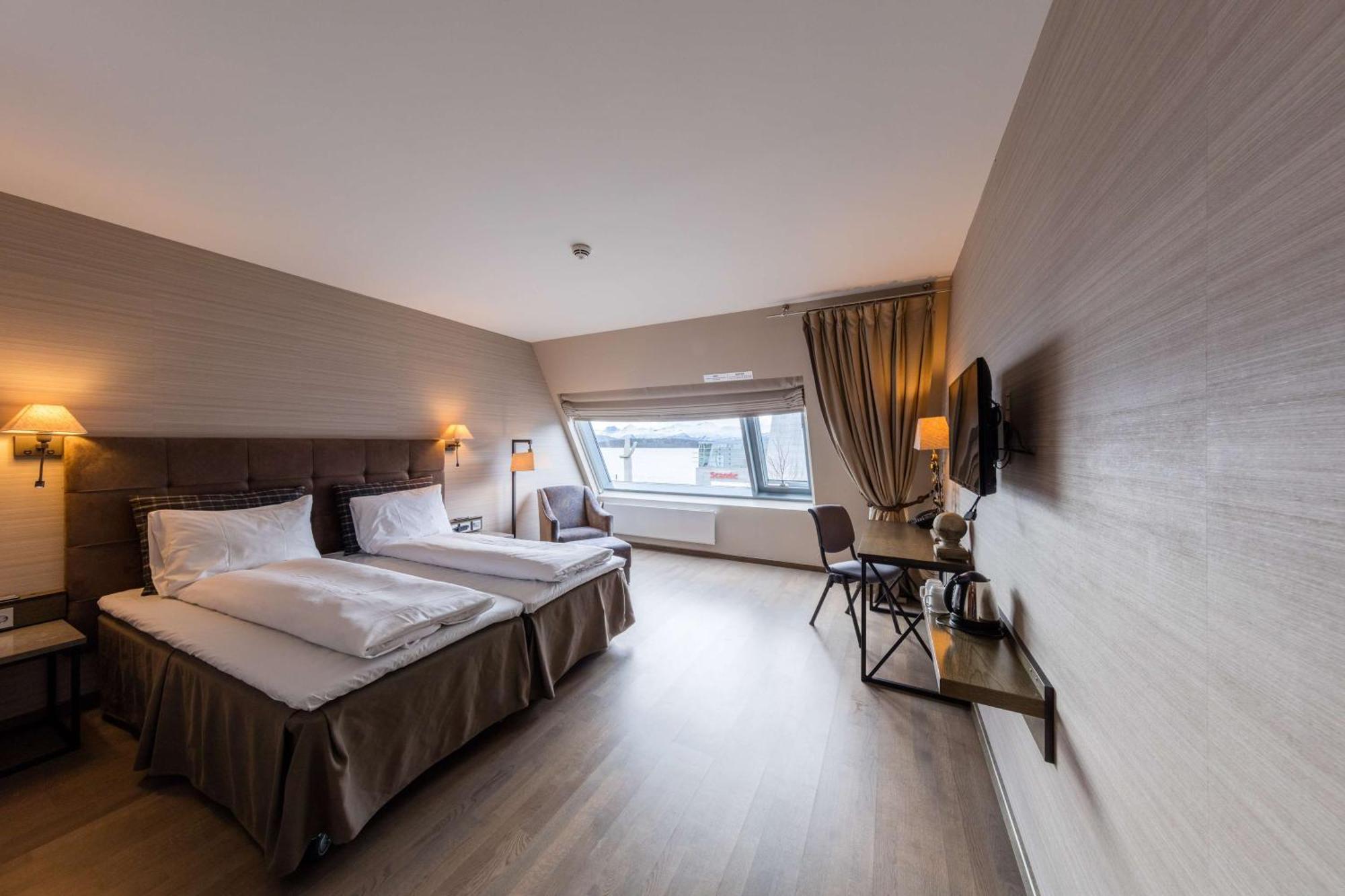 Scandic Seilet Hotel Молде Экстерьер фото