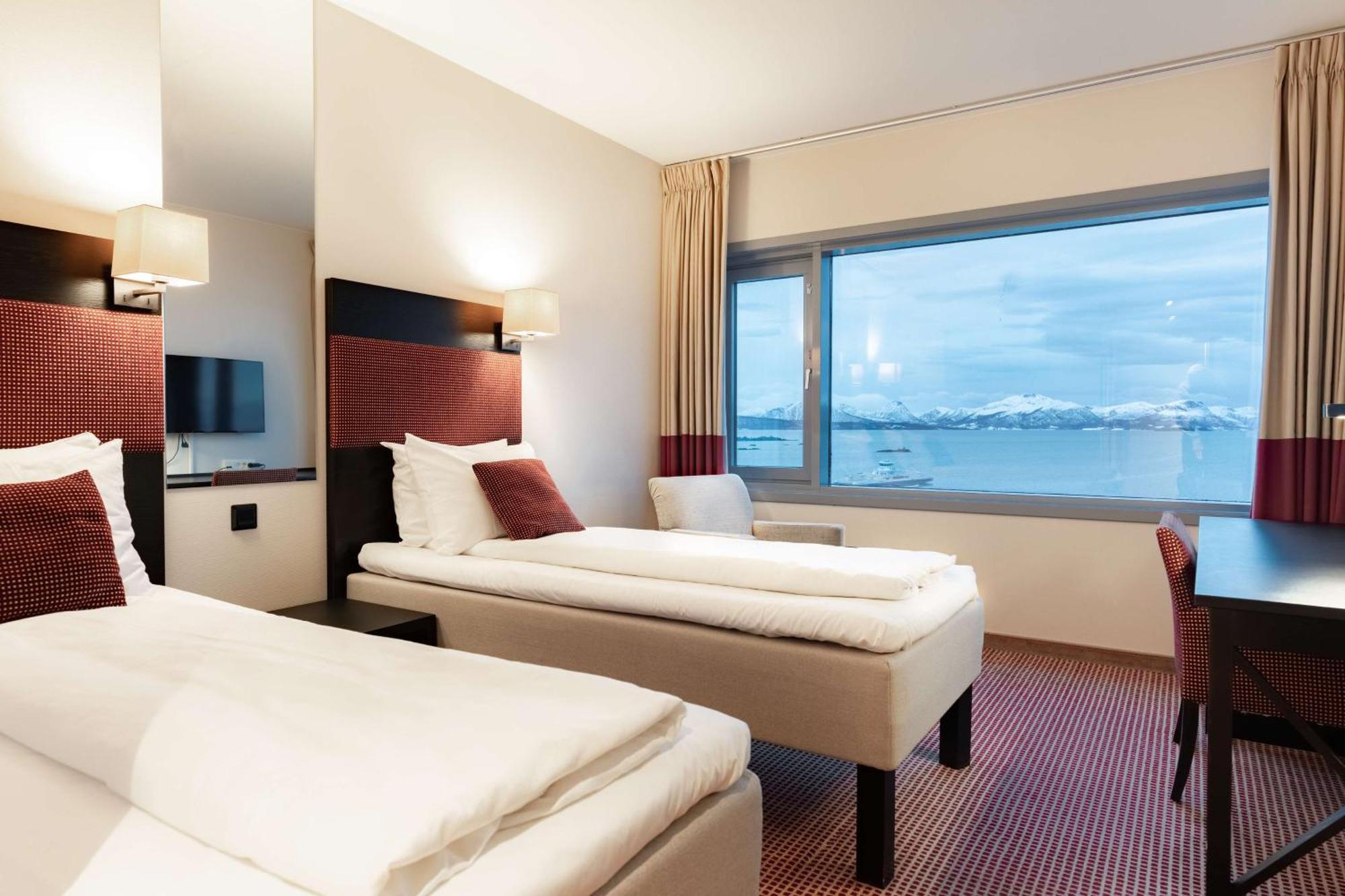 Scandic Seilet Hotel Молде Экстерьер фото